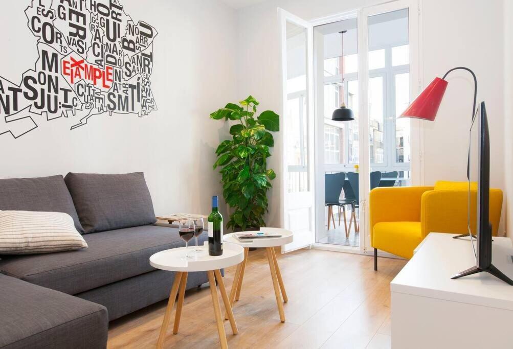Perfectly Located 4Bed 4Bath Apartment In Barcelona 3 1 المظهر الخارجي الصورة