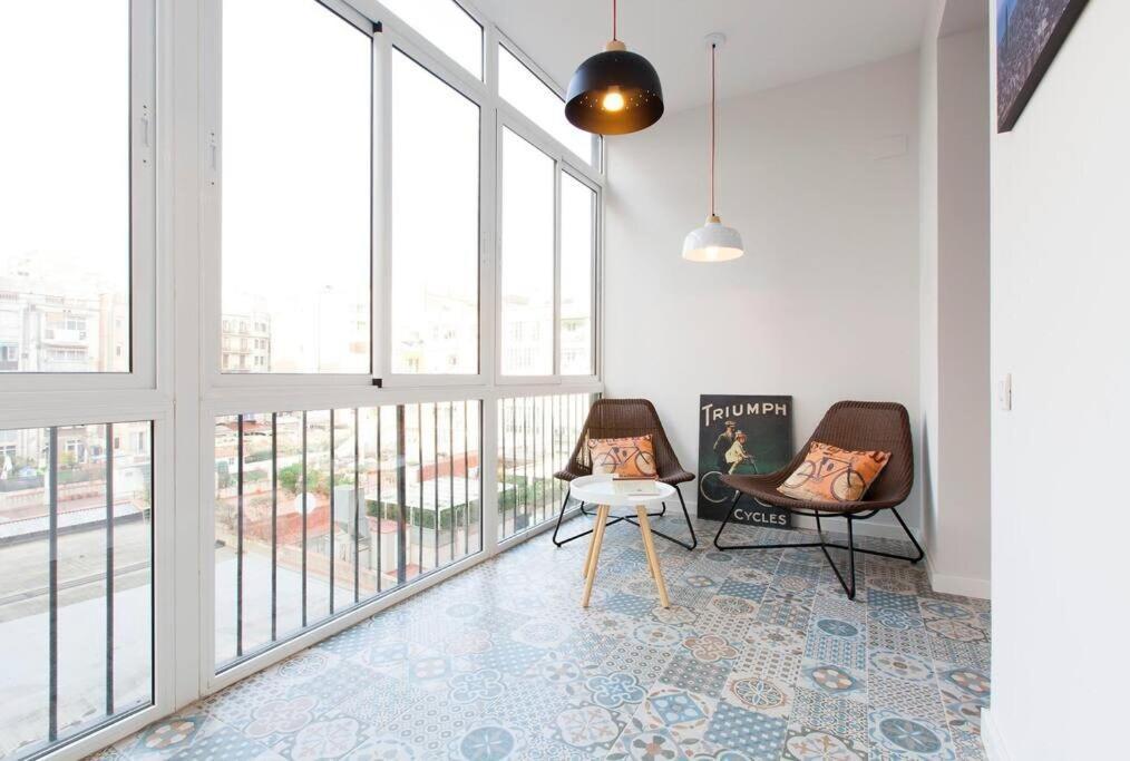 Perfectly Located 4Bed 4Bath Apartment In Barcelona 3 1 المظهر الخارجي الصورة
